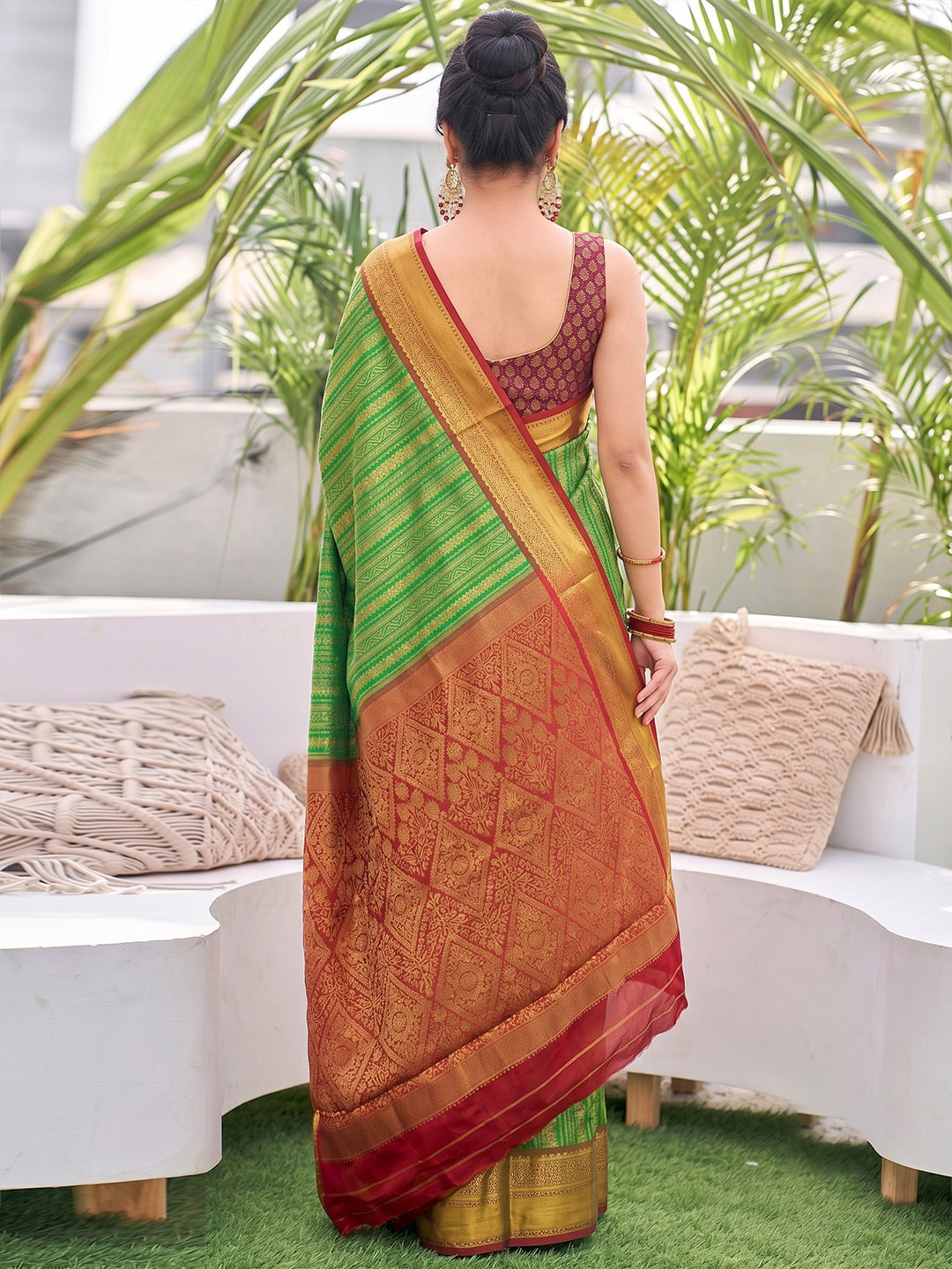 Sutriti Light Green Kanjivaram Silk Saree for Women Festive Traditional Wedding Party Wear