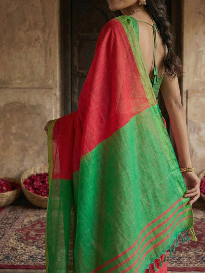 Sutriti red & green tissue silk contrast pallu border wedding saree classic festive collection